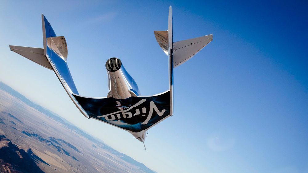 Virgin Galactic объявляет о следующем полете, ожидая выхода на IPO рынка.