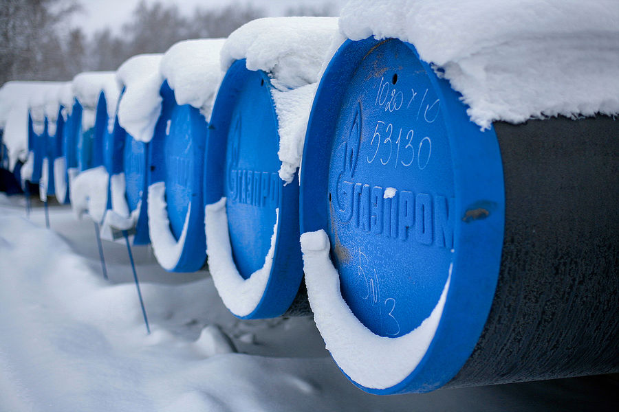 Планы Газпрома по поставкам газа в ЕС через Украину в 2025 году.