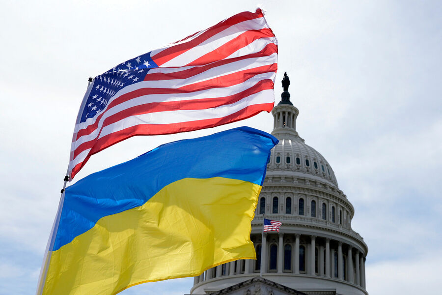 BlackRock прекратил переговоры о финансировании Украины.