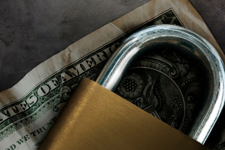 Прогноз курса доллара на конец года: что говорят эксперты