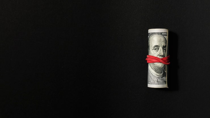 Доллар снова дешевеет