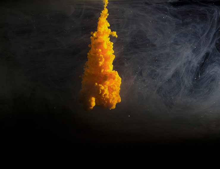 Японский фондовый индекс вырос, золото продолжает дорожать, а добыча нефти ОПЕК+ увеличится в ноябре на 137 тысяч баррелей в сутки.