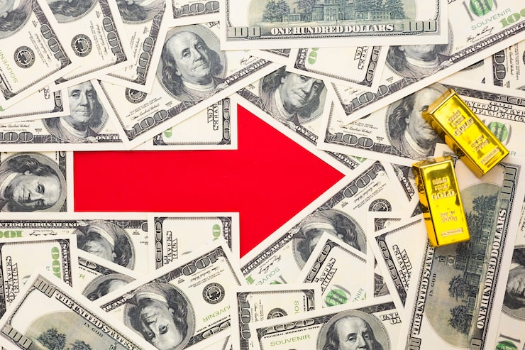 Доллар укрепился: прогноз по акциям Интер РАО и перспективы восстановления до отметки 3